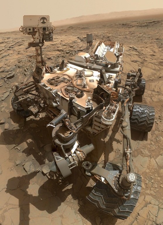 NASA&rsquo;s Perseverance Rover Sends Back Stunning Images from Mars