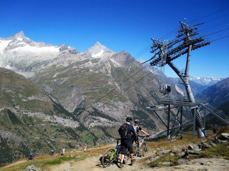 nature-mountain-snow-sky-sport-wheel-1164104-pxhere.com