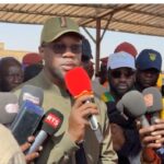 Ousmane Sonko lance l’initiative #SetalSunuReew à la gare routière de Louga