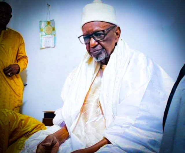 Ousmane Sonko rend hommage à Serigne Bassirou Mbacké Anta Niang