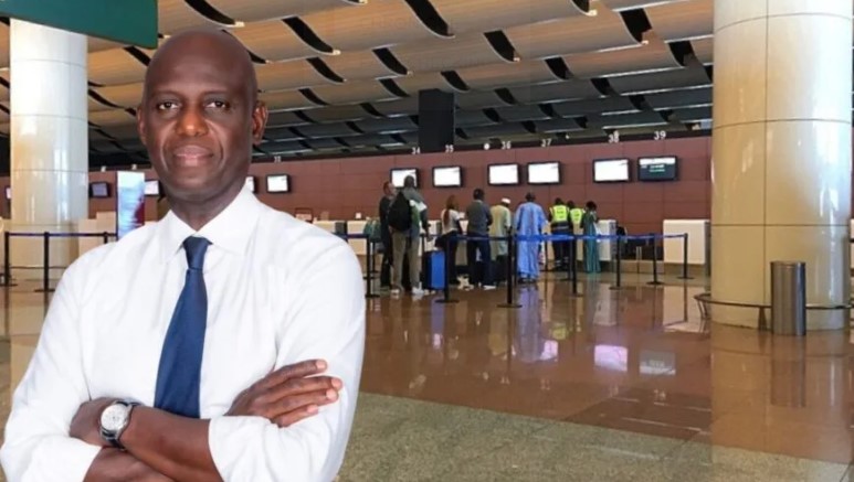 A l’aéroport: L’ancien ministreMansour Faye encore bloqué tentait de voyager via Air