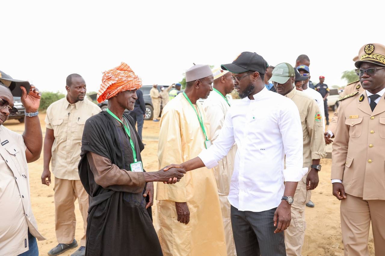 Tournée économique : Le Président Bassirou Diomaye Faye à Diama pour inspecter un projet agricole structurant du PDRS