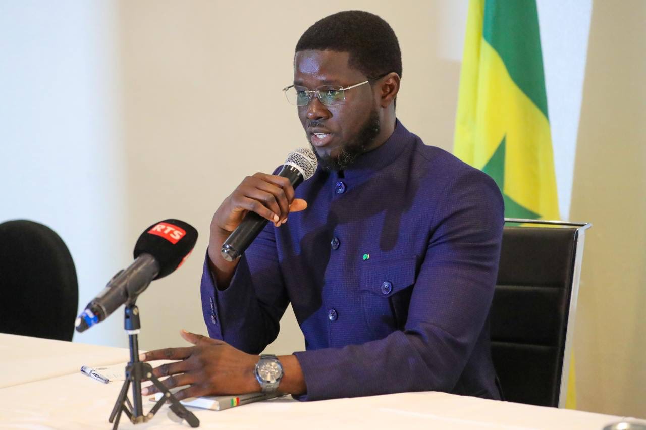 Bassirou Diomaye Faye à Abuja : au-delà de la CEDEAO, une rencontre chaleureuse avec la diaspora