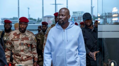 Aéroport international Ahmed Sékou Touré : le président Mamadi Doumbouya en séjour privé en Grèce
