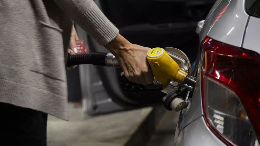 Prix du gazole et du gaz, retraites, petits colis, découverts bancaires… Ce qui change au 1er novembre